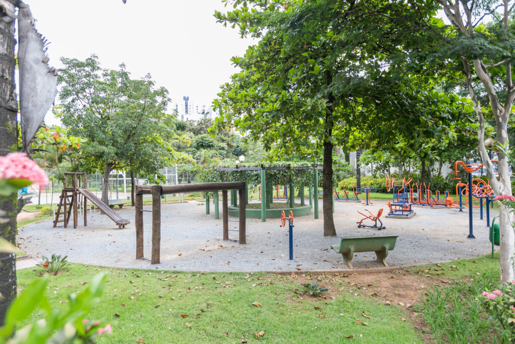 Praça Bairro Buritis BH 