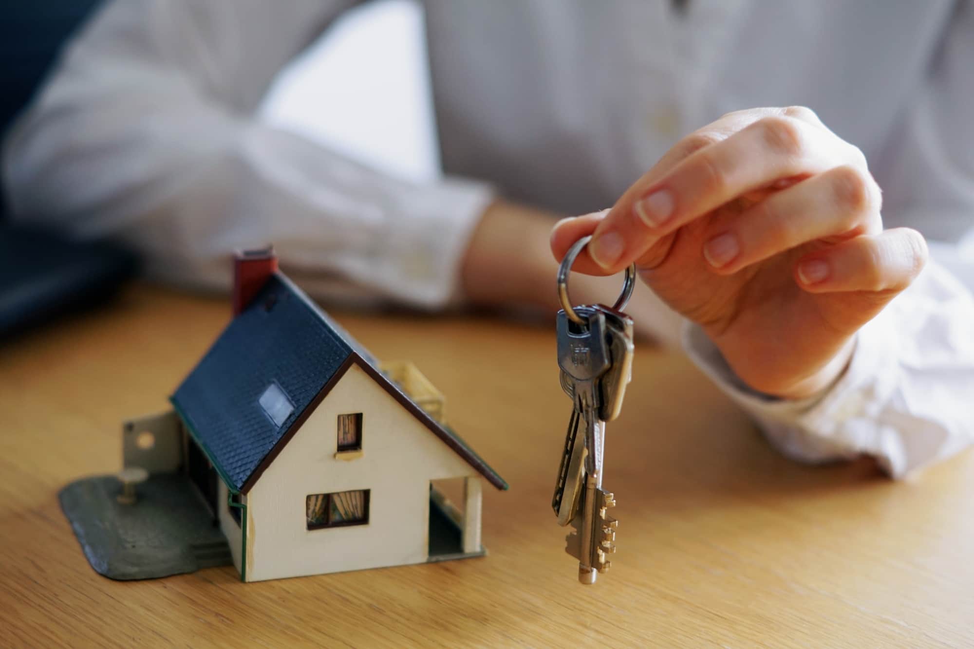 como funciona consórcio de imóveis quando vale à pena consórcio imobiliário exemplos práticos dúvidas frequentes